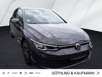 Pkw Volkswagen Golf Life 1.5 Tsi 96Kw*Navi*Pdc*Shz*Led*Virtual* Gebrauchtwagen In Kelkheim