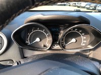 Pkw Ford Fiesta 5-Türer Titanium Klima Shz Pdc V+H Gebrauchtwagen In Saarbrücken