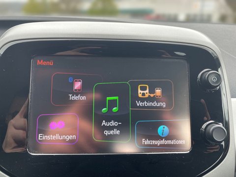 Pkw Toyota Aygo X-Play Touch 1.0 Rückfahrkam. Tel.-Vorb. Berganfahrass. Ga Speedlimiter Alu Gebrauchtwagen In Albstadt-Ebingen