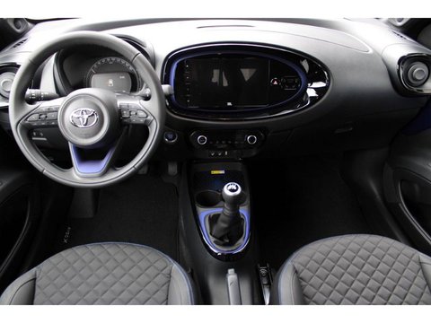 Pkw Toyota Aygo X Aygo X Explore-Air+Cam+Pdc+Led+Faltdach+Jbl Gebrauchtwagen In 47441 Moers