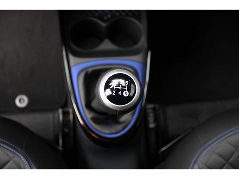 Pkw Toyota Aygo X Aygo X Explore-Air+Cam+Pdc+Led+Faltdach+Jbl Gebrauchtwagen In 47441 Moers