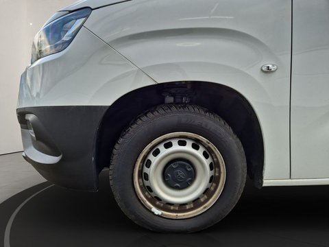 Pkw Toyota Proace City Proace City L1 Duty 1.5 Optische Mängel !! Gebrauchtwagen In Moers