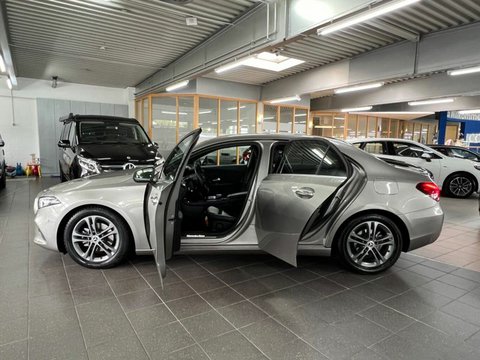 Pkw Mercedes-Benz A-Klasse A 180D Limousine Style Digi+Keygo+Park+Led+Sound Gebrauchtwagen In Werl