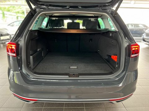 Pkw Volkswagen Passat Variant Gte Assistenz+Kam+Led+Memory+Park Gebrauchtwagen In Werl