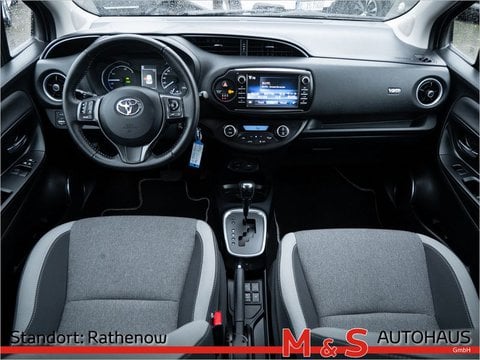 Pkw Toyota Yaris 1.5 Hybrid Y20 Club Yaris Gebrauchtwagen In Rathenow