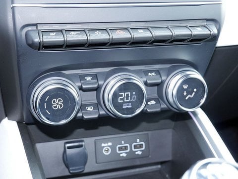 Pkw Renault Clio Techno Tce 90 Klima Pdc Shz Kamera Navi Led Gebrauchtwagen In Ortelsheim