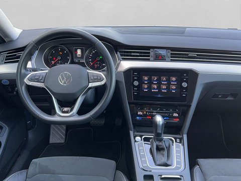 Pkw Volkswagen Passat Variant 2.0 Tdi 4Motion Elegance +R-Line+ Gebrauchtwagen In Worbis
