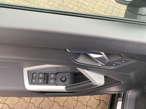 Pkw Audi Q3 40 Tdi Quattro S-Line+Ahk+Gra+Navi Gebrauchtwagen In Leinefelde