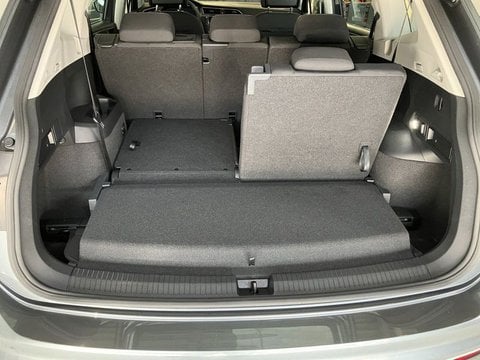 Pkw Volkswagen Tiguan Allspace 2.0 Tdi Life + Ahk + 7 Sitze Gebrauchtwagen In Mühlhausen