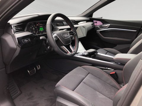 Pkw Audi Q8 Sportback E-Tron S Line+Pano+Matrix+Sitzheiz. Gebrauchtwagen In Itzehoe
