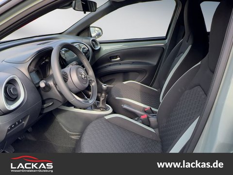 Pkw Toyota Aygo X Pulse 1.0*Carplay*Pdc*Led-Paket*Acc*Kamera Gebrauchtwagen In Dinslaken