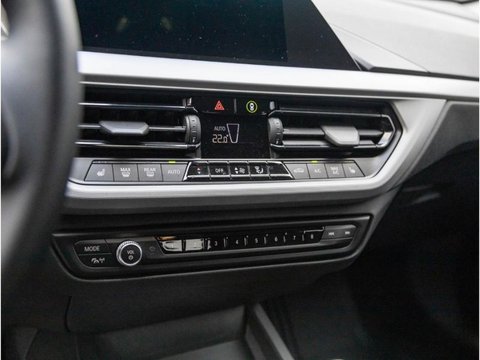 Pkw Bmw 1Er-Reihe 118 I+Navi+Led+Temp+Shz+Digitales Cockpit+Pdcv+H Gebrauchtwagen In Nidda