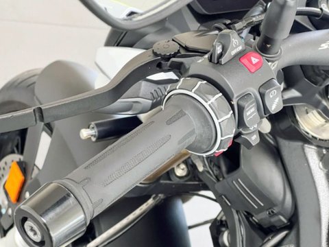 Motorrad Bmw S 1000 R Komfort-Dynamik-Paket+Usb+Style-Sport+ Gebrauchtwagen In Bad Hersfeld