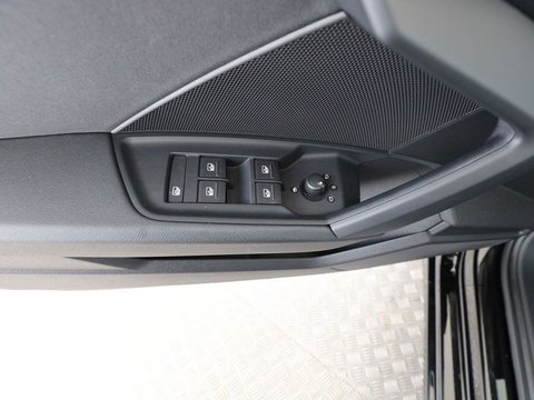 Pkw Audi A3 Sportback 30 Tfsi *Led*Aps*Sitzheizung*Asi* Gebrauchtwagen In