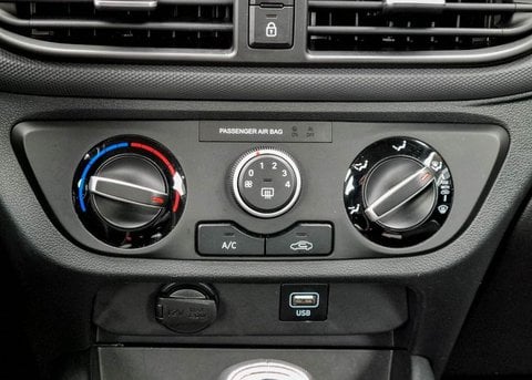 Pkw Hyundai I10 1.0 Select Pdc Shz/Lhz Dab Bluetooth Klima Gebrauchtwagen In Lauingen