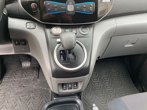 Pkw Nissan Evalia Nv200 / E-Kasten Premium Navi Cam Klima Gebrauchtwagen In Gerlingen