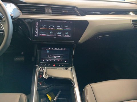 Pkw Audi Q8 Sportback E-Tron 50 Advanced Qu*Air*Hud*Led*Virtual*Navi+*Kamera*Tour* Gebrauchtwagen In Hofheim